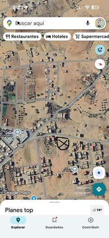 أرض مرخصة للبناء حوالي 210 و 220 متر