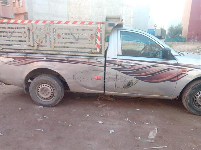 Mitsubishi - L200 