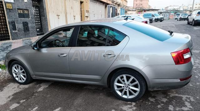 Skoda Octavia 2016 première main très bonne état