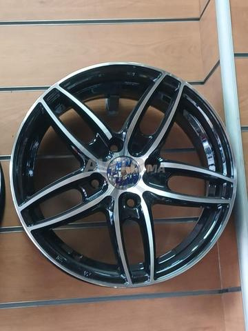 جنطة ألومنيوم Ford fiesta 2013