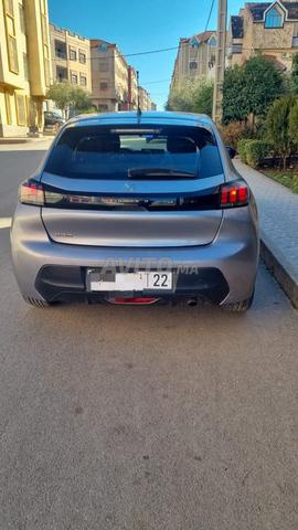 Peugeot bien équipée