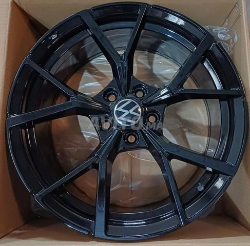 Jantes Volkswagen Golf 19 pouces – État neuf