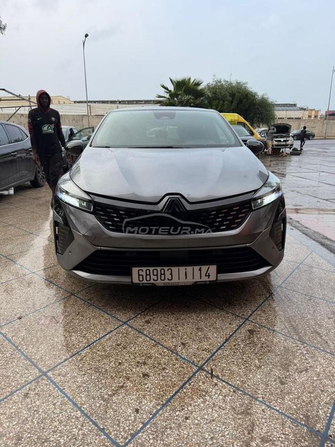 Renault Clio Diesel Manuelle 2024 à Mohammedia