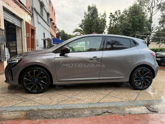 Renault Clio Diesel Manuelle 2024 à Mohammedia