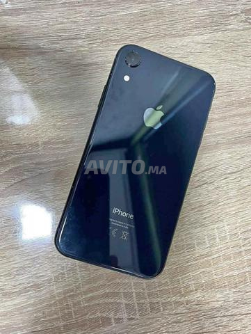 ايفون XR 128GB بحالة جيدة