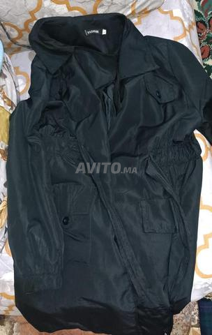 معطف واق من المطر و جيلي نسائي مازالو نقيين