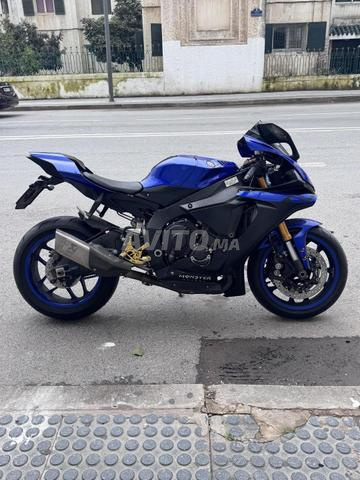 Yamaha R1 2020