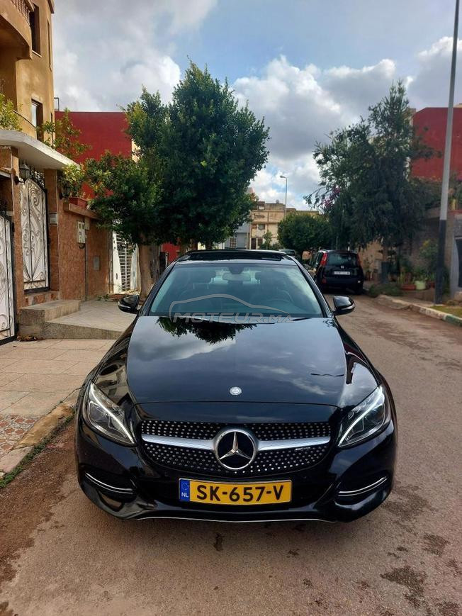 MERCEDES-BENZ C220