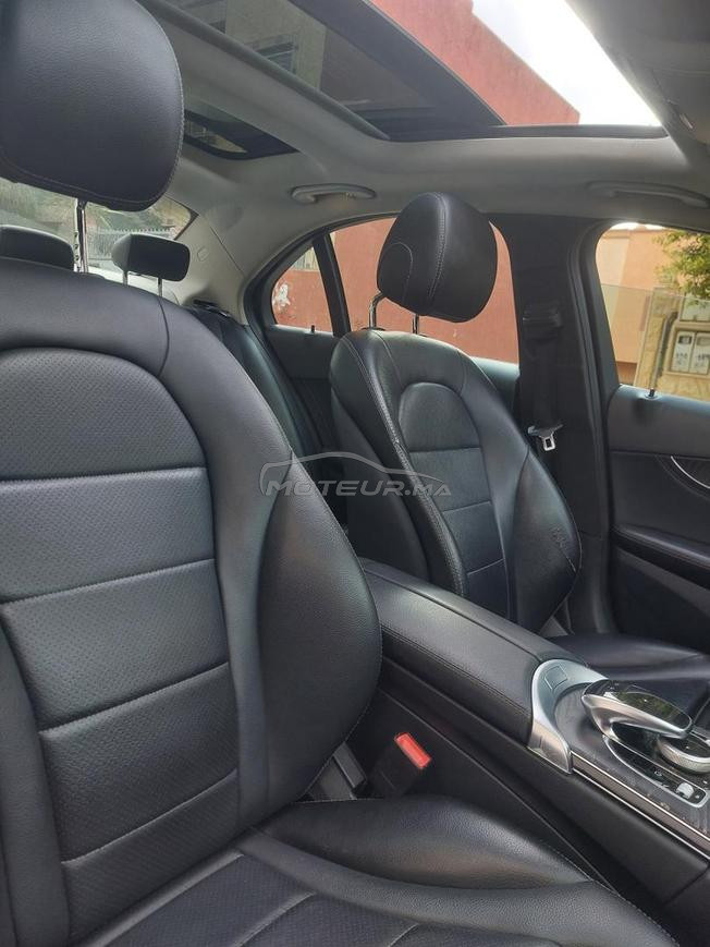 MERCEDES-BENZ C220