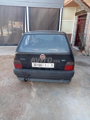 Fiat Uno à vendre, voiture en bon état, propre, que Dieu bénisse