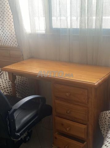 مكتب خشبي متين bureau en bois