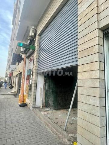 Local rue commerciale à Val Fleuri