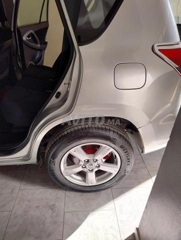 Toyota RAV4 modèle 31/12/2007 dédouanée 2016