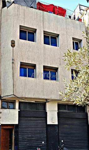 Immeuble à vendre 122 m² à Casablanca