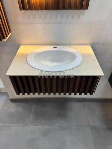 أثاث حمام من مادة PVC وسيراميك إيطالي