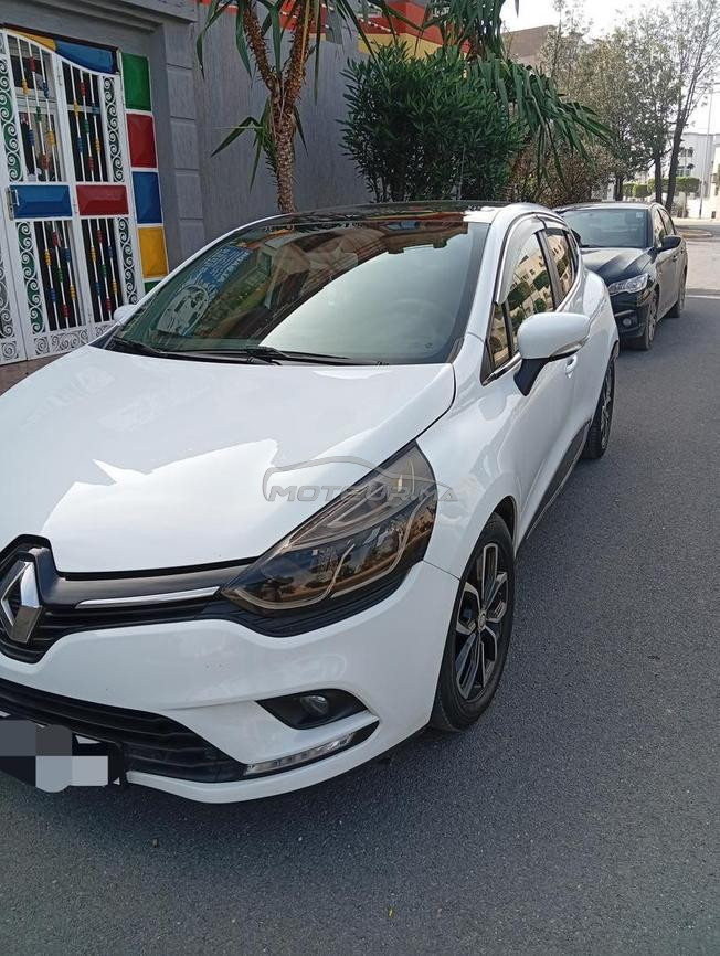 Clio 4 la3mra model 2021