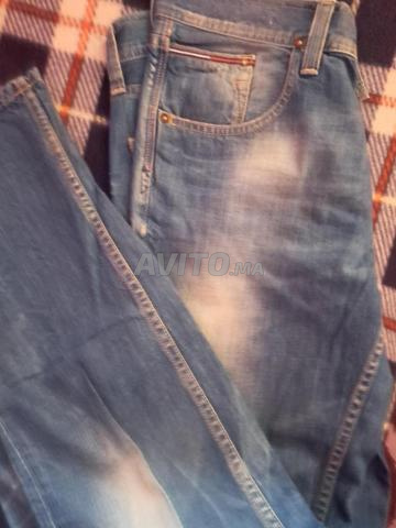 بنطلون جينز تومي هيلفيغر أصلي w30 l32 جديد