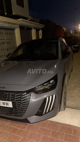 Obtenez votre nouvelle voiture avec 2 millions de centimes de réduction, lisez ci-dessous