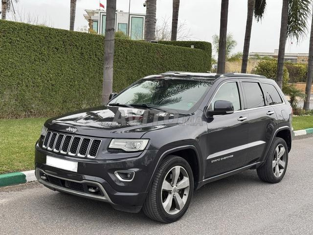 جيب جراند شيروكي أوفرلاند كاملة الإضافات