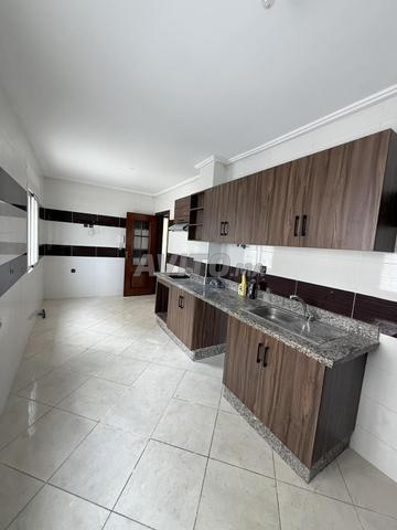 شقة للإيجار 114 متر مربع في طنجة