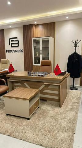 مكتب احترافي بتصميم فريد وعصري