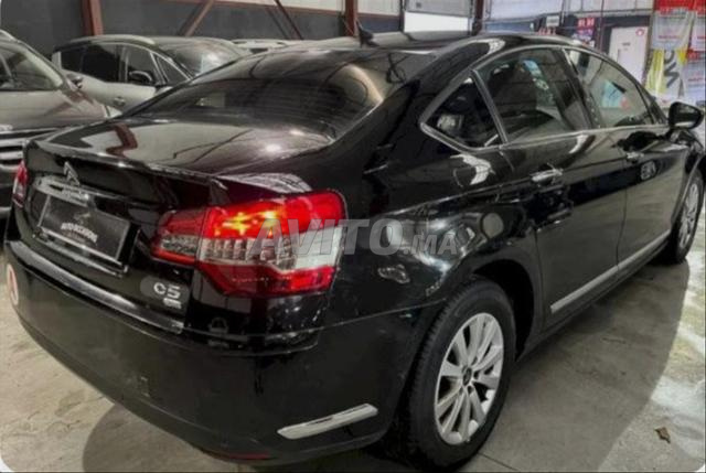 Je vends ma voiture en très bon état