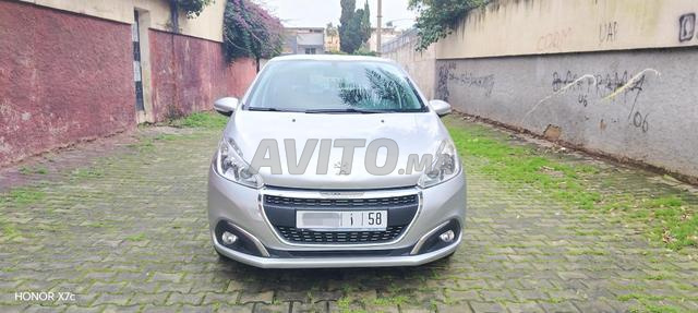 Peugeot 208 Diesel 1ère Main