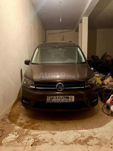 volkswagen caddy أوتوماتيكية