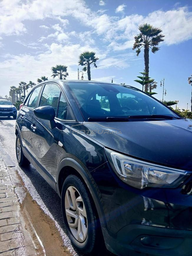 voiture Opel crosland de bonne qualité à vendre 