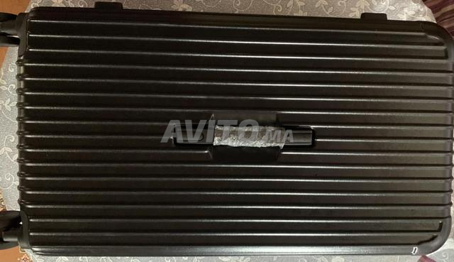 حقيبة سفر 25 كجم