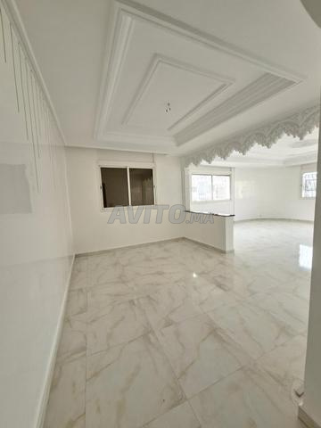 Appart 150 m2 Haut.St. à 2 mars.Quartier Hôpitaux