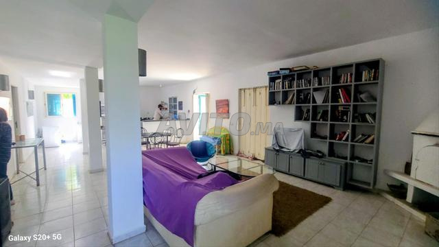 للبيع مزرعة على طريق أوريكا