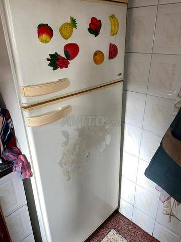 Réfrigérateur à vendre en bon état, bienvenue à ceux qui le veulent