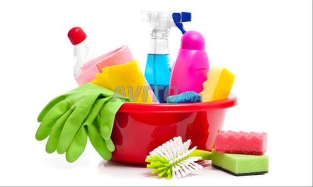 عاملة نظافة - و الإعتناء بالأطفال و الجدات