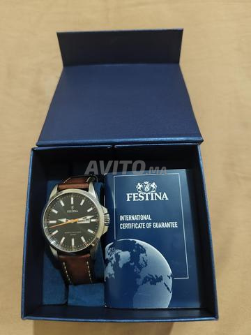 Festina Montre en cuir (Water Resistance)