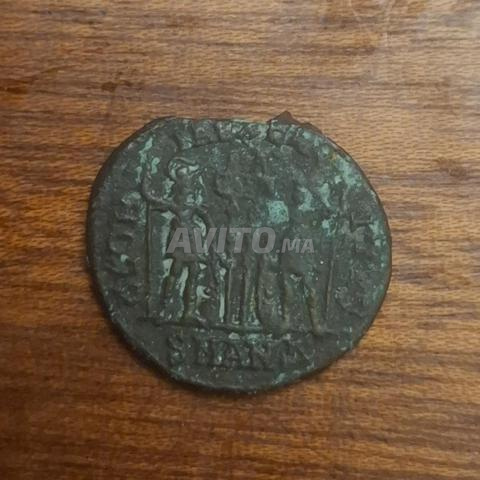 عملة رومانية قديمة
