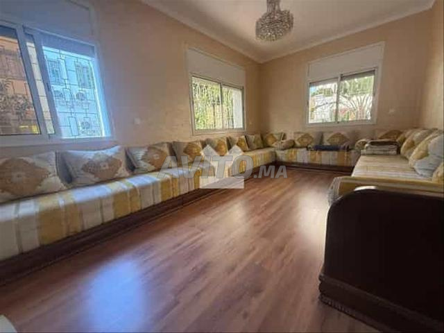 159307-بيع فيلا في الدار البيضاء لونجشامب بمساحة 396