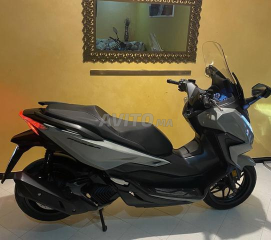 Forza 125 2022 dd 12/2025 . Prix fix 42000 dh