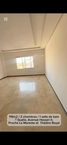 شقة عالية المستوى جليز شارع الحسن الثاني الطابق الخامس