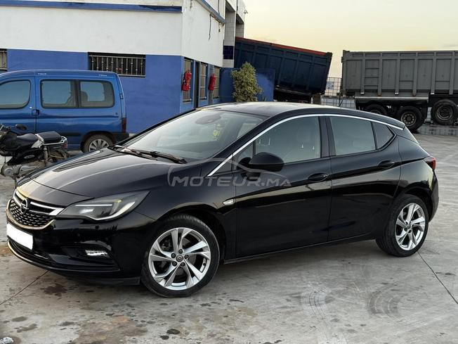 Opel Astra Diesel Automatique 2019 à Safi