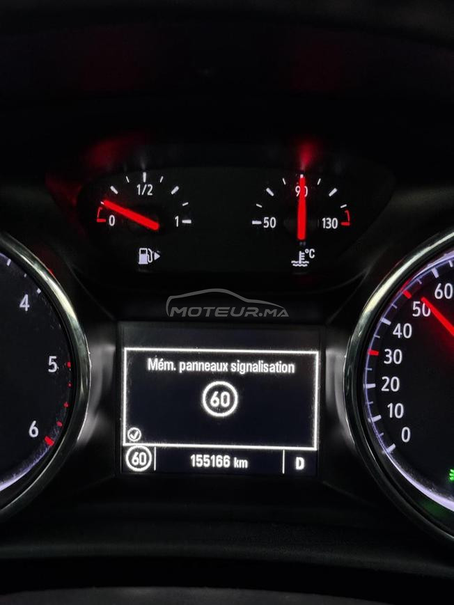 Opel Astra Diesel Automatique 2019 à Safi