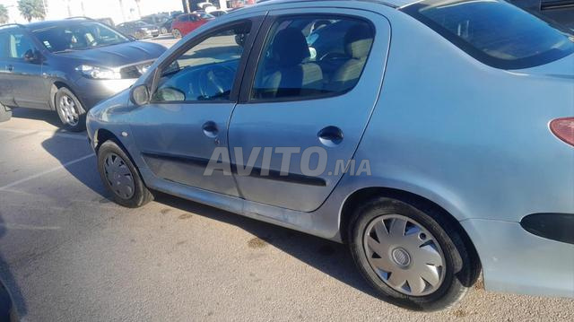 Peugeot 206 Essence Manuelle 2008 à Tétouan - 2
