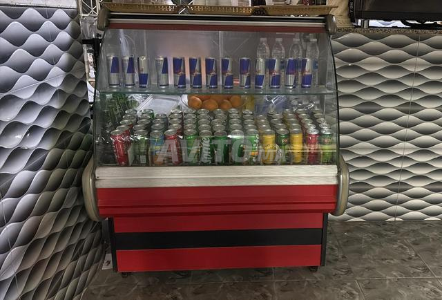 أضع ثلاجة سناك للبيع في حالة جيدة