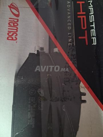 Plaquettes de freins avants pour jeep cherokee IV