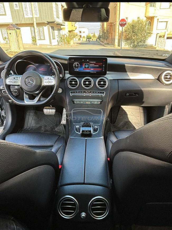 Mercedes-Benz 220 Diesel Automatique 2020 à Oujda