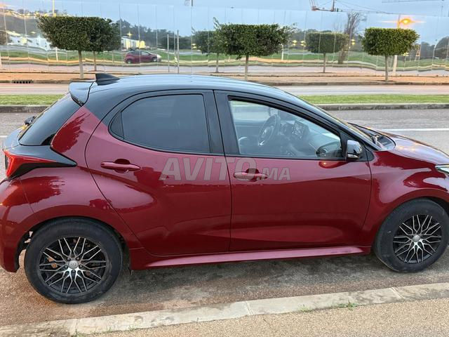 تويوتا ياريس بحالة جيدة