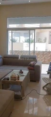 شقة 3 غرف مفروشة الكتاني للبيع