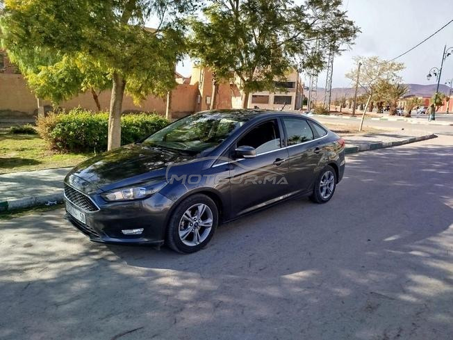 Ford focus  à vendre 
