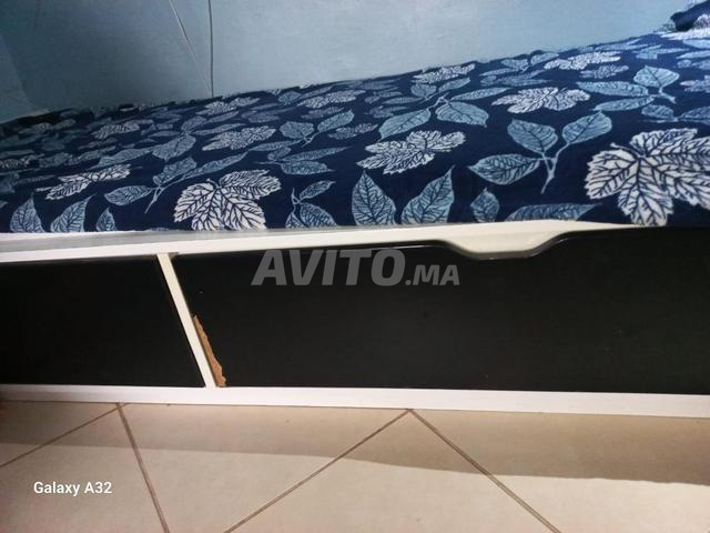 ناموسية بالماطلة ديالها للبيع. دياول إيكيا