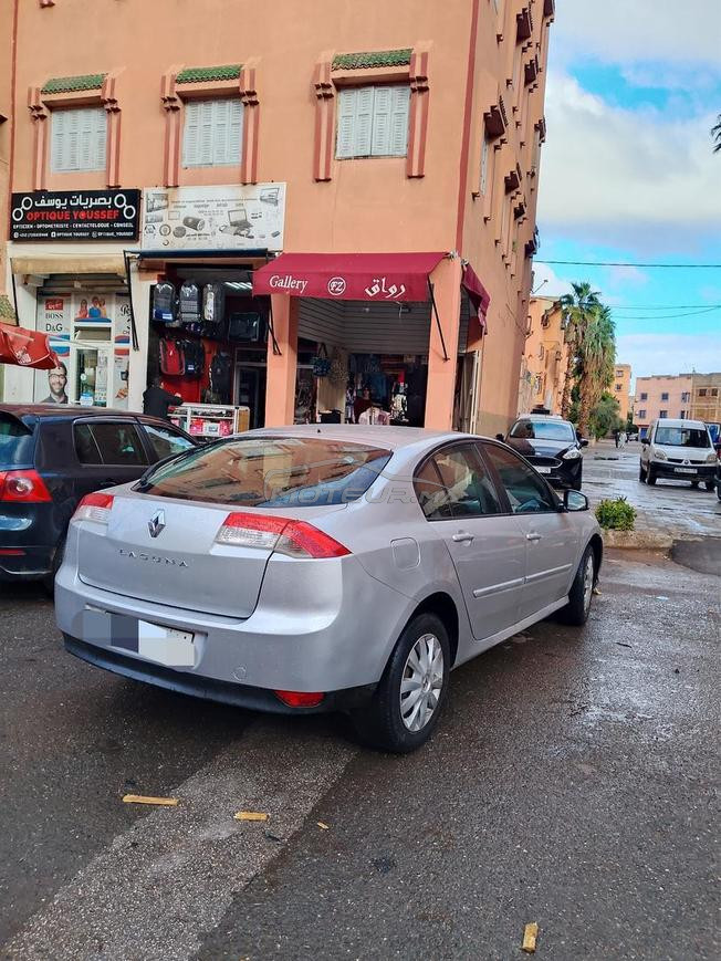 Renault laguna 3 très bonne état 